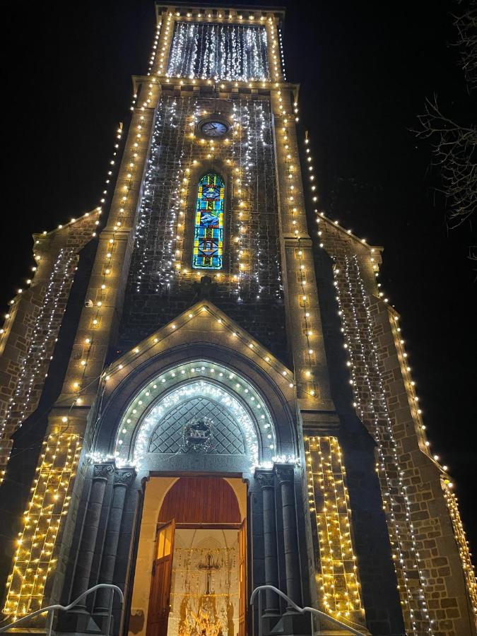Mantilly Holiday Gite Exterior photo